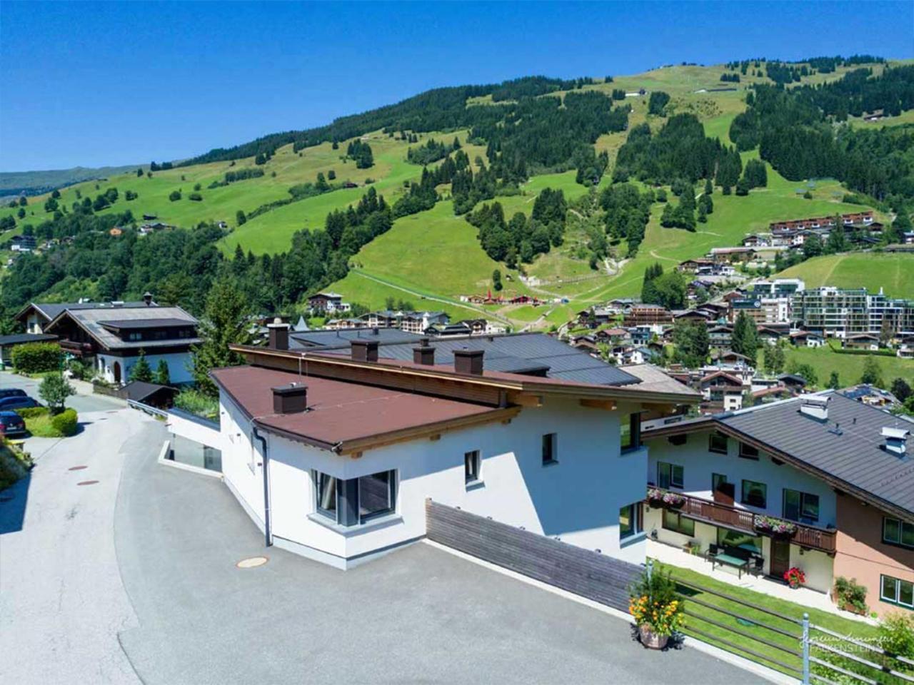 Ferienwohnungen Falkenstein Hinterglemm Saalbach-Hinterglemm Pokoj fotografie